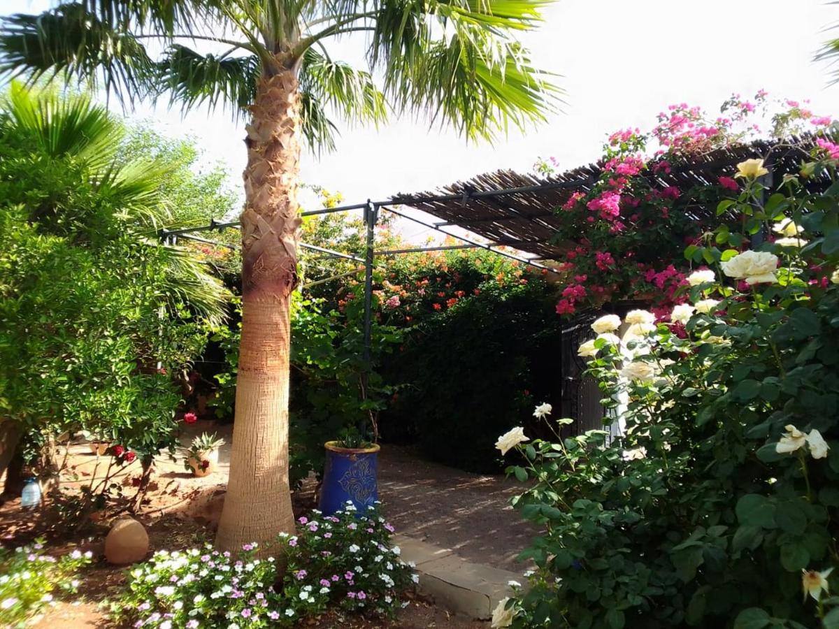 Auberge Bassou Nkob Zewnętrze zdjęcie